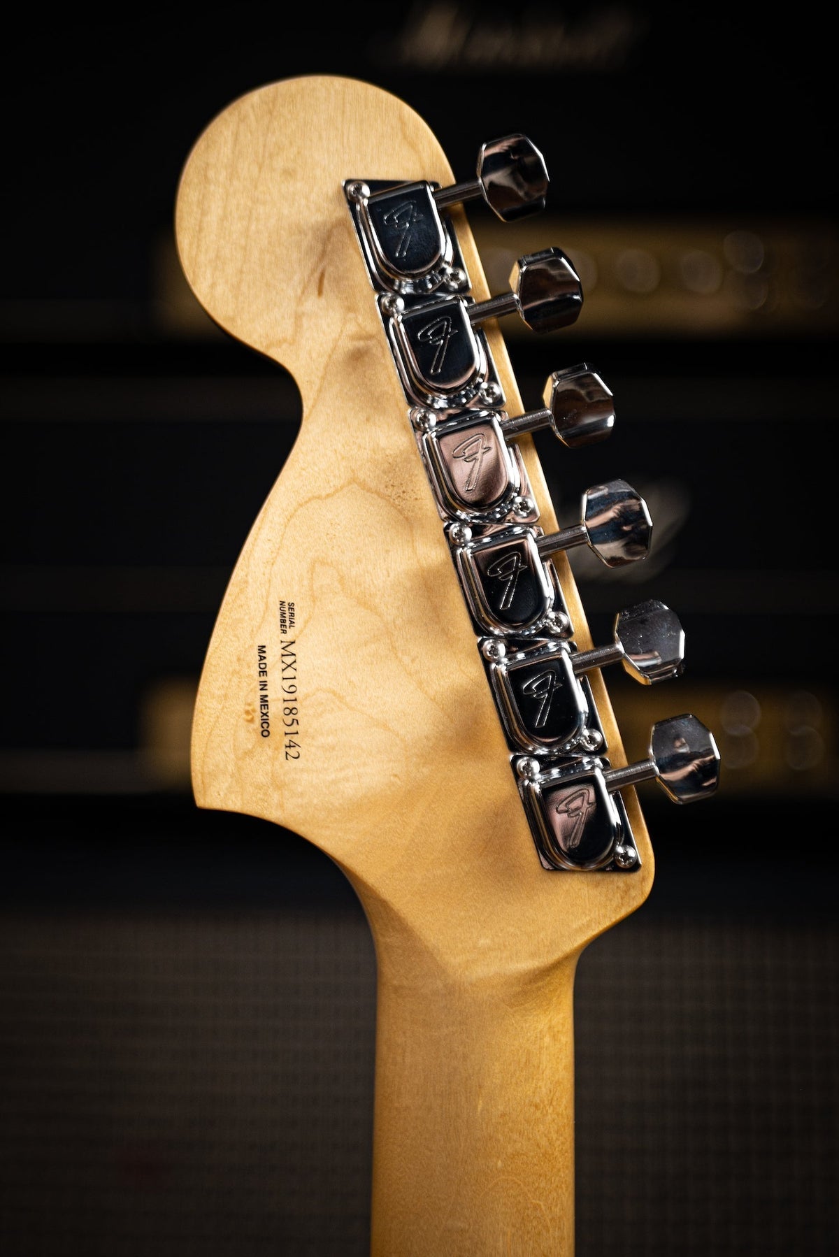 Fender Vintera '70's Stratocaster Electric Guitar - Sienna Sunburst