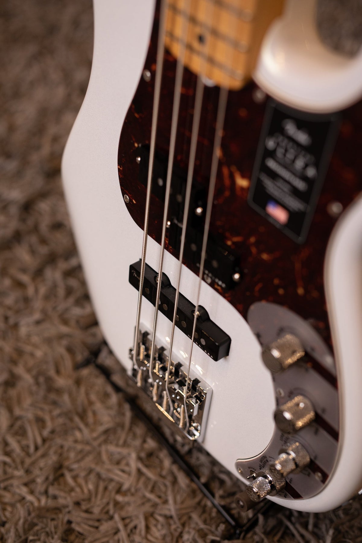 Fender American Ultra Precision Bass - Arctic Pearl