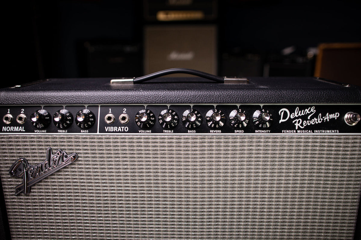 Fender Deluxe Reverb Tone Master 100 Watt 1x12” Combo Amp