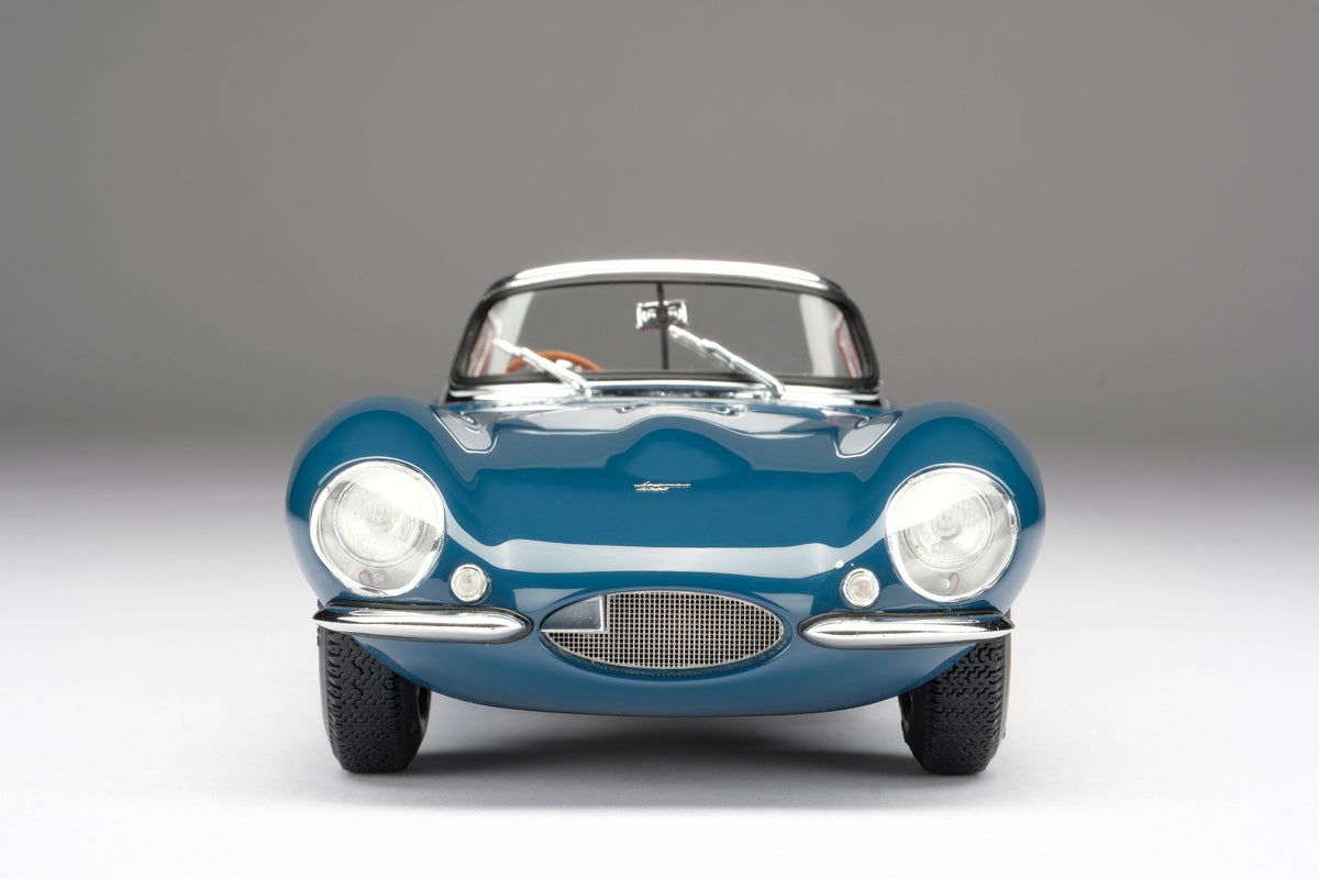Amalgam Collection - Jaguar XKSS 1:18 Scale (IN BUILD)