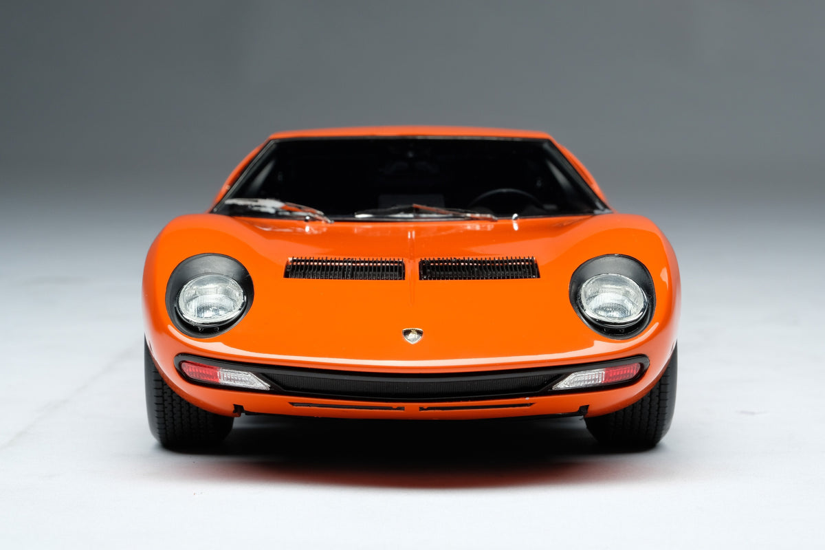 Amalgam Collection - Lamborghini Miura P400 SV  Road & Track Edition 1:18 Scale