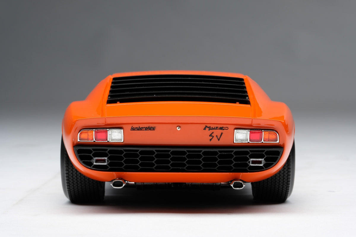 Amalgam Collection - Lamborghini Miura P400 SV  Road & Track Edition 1:18 Scale