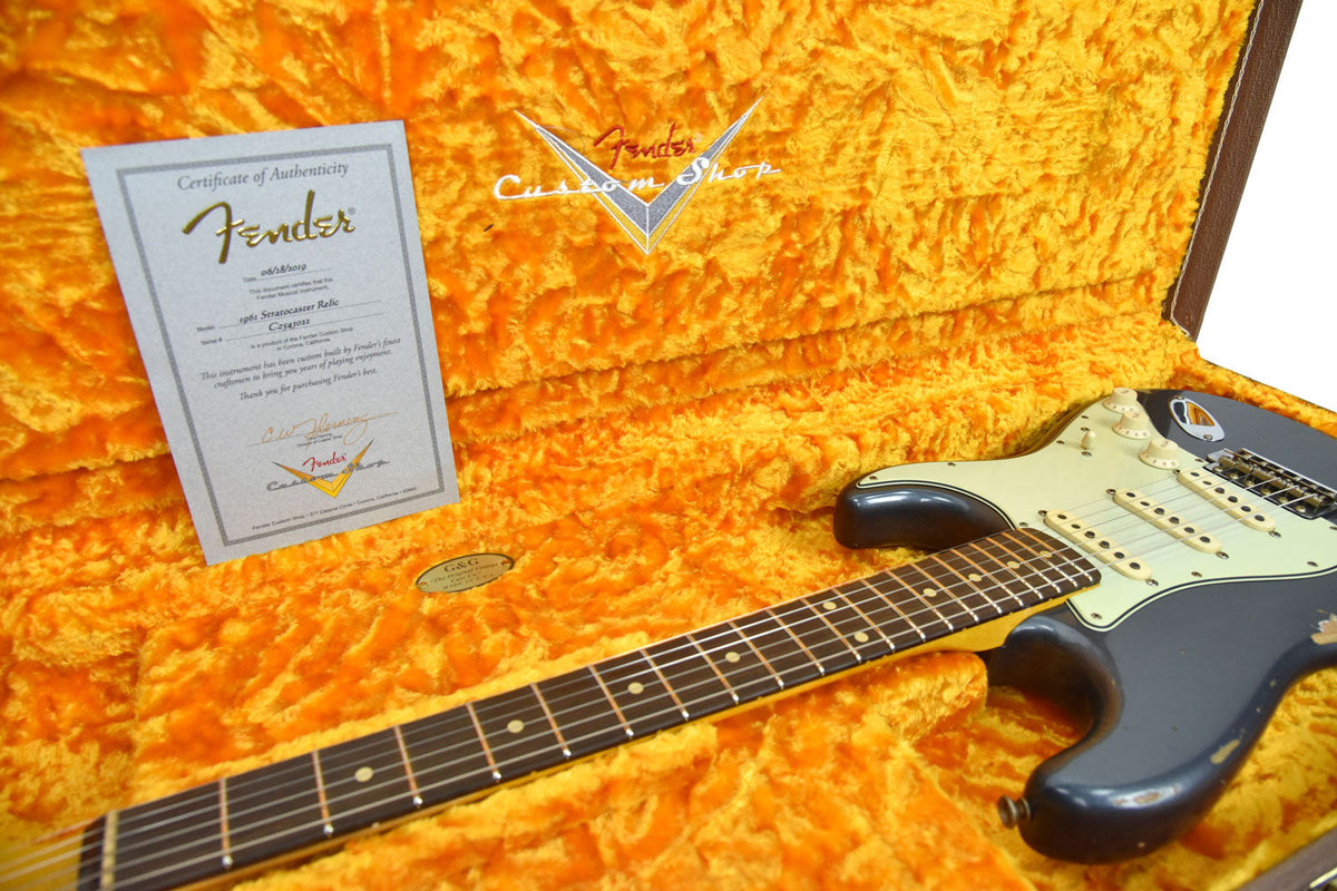 Fender Custom Shop 61 Stratocaster Relic Charcoal Frost Metallic CZ543022