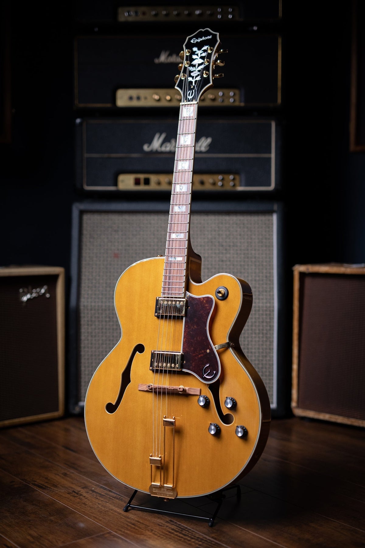 Epiphone Broadway Hollowbody Electric Guitar - Vintage Natural