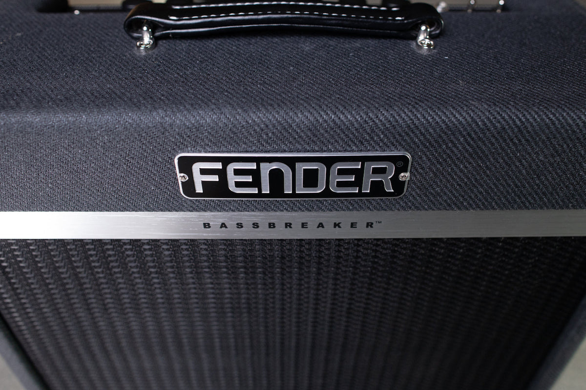 Fender Bassbreaker 15 - 15-watt 1x12” Combo Amp