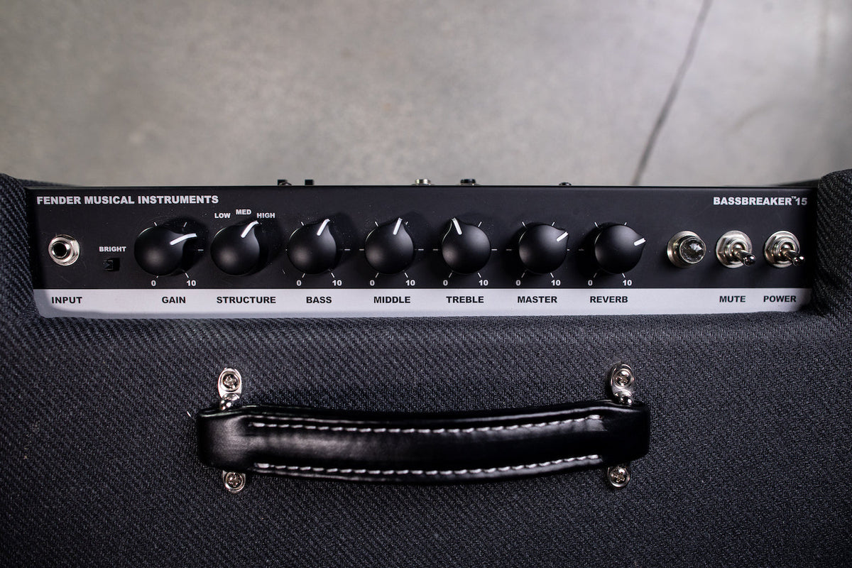 Fender Bassbreaker 15 - 15-watt 1x12” Combo Amp