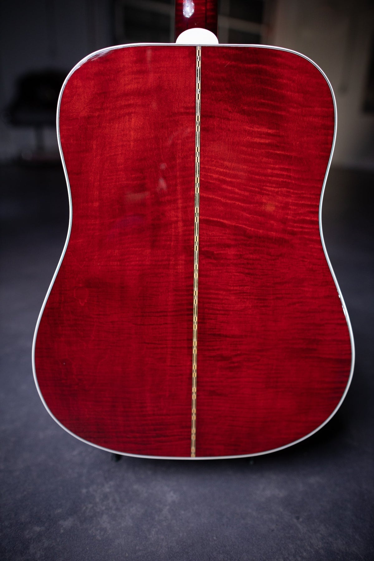 1997 Gibson "Doves In Flight" Acoustic Guitar - Natural/Cherry