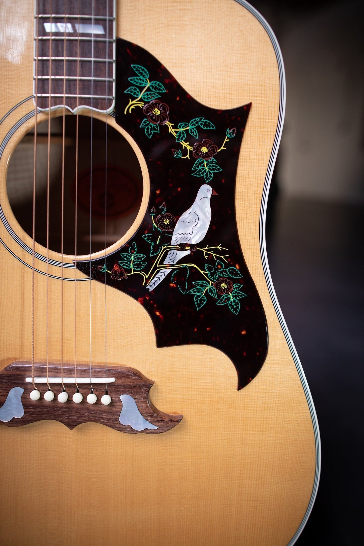 1997 Gibson "Doves In Flight" Acoustic Guitar - Natural/Cherry