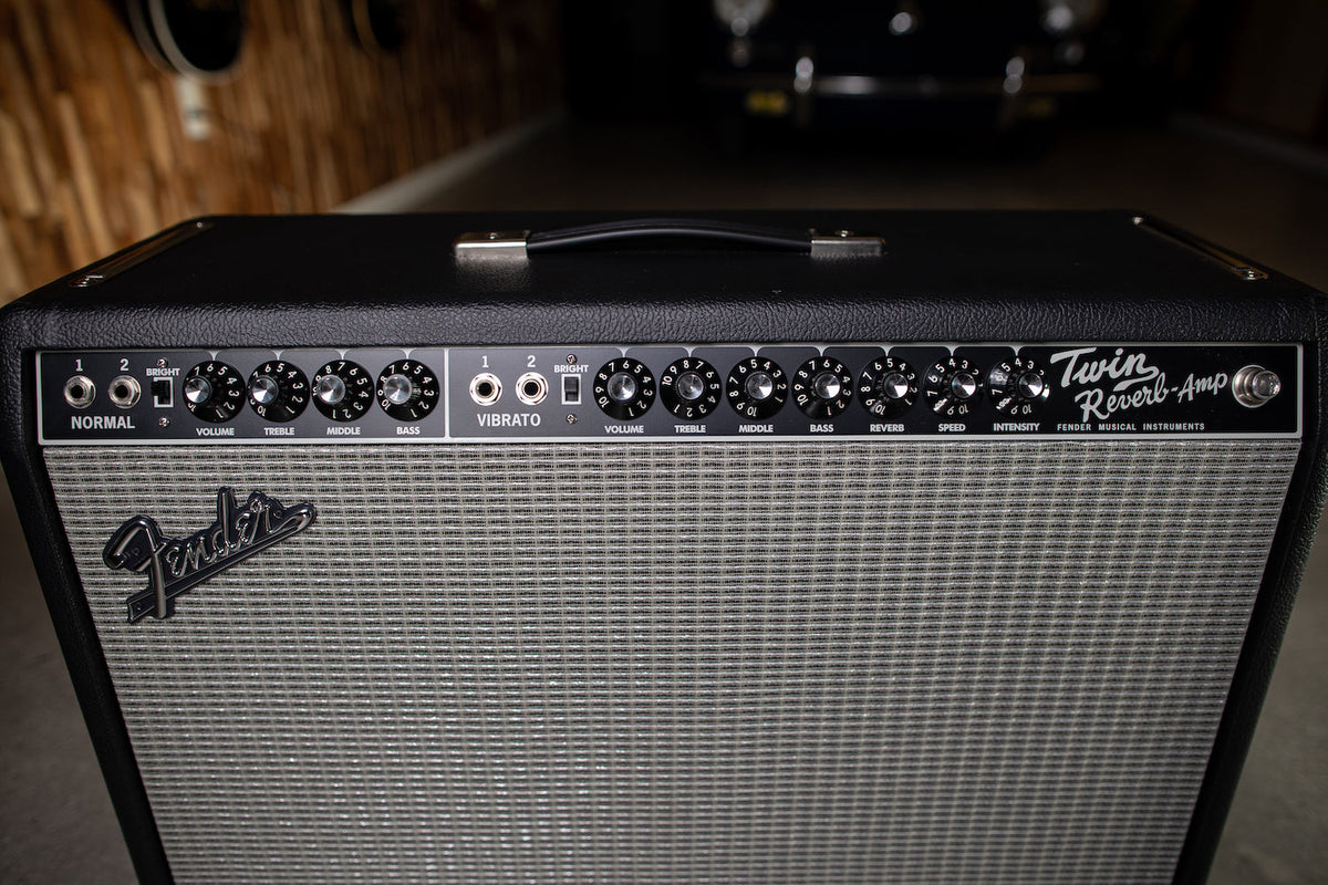 Fender Tone Master Twin Reverb 200 Watt 2x12” Combo Amp