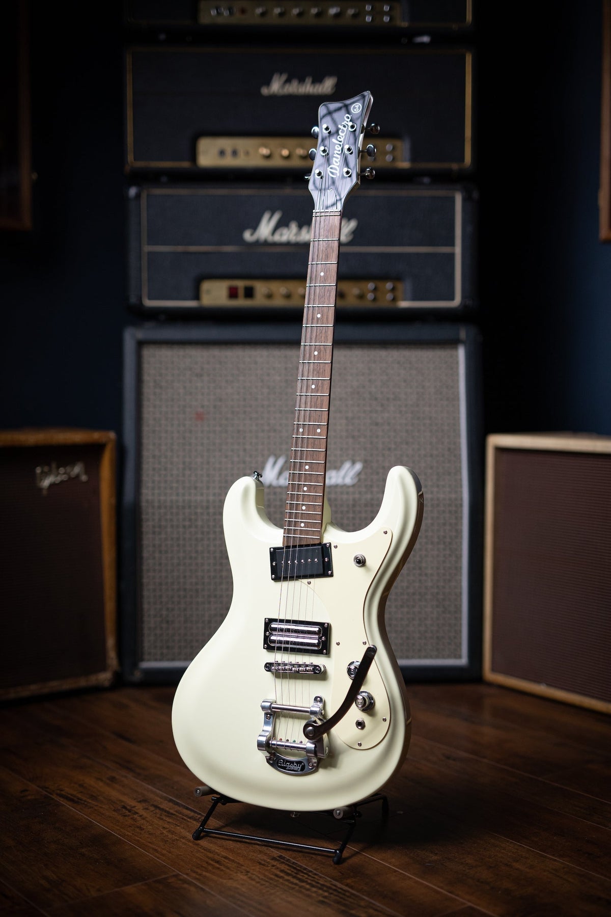 Danelectro '64 Electric Guitar - Cream