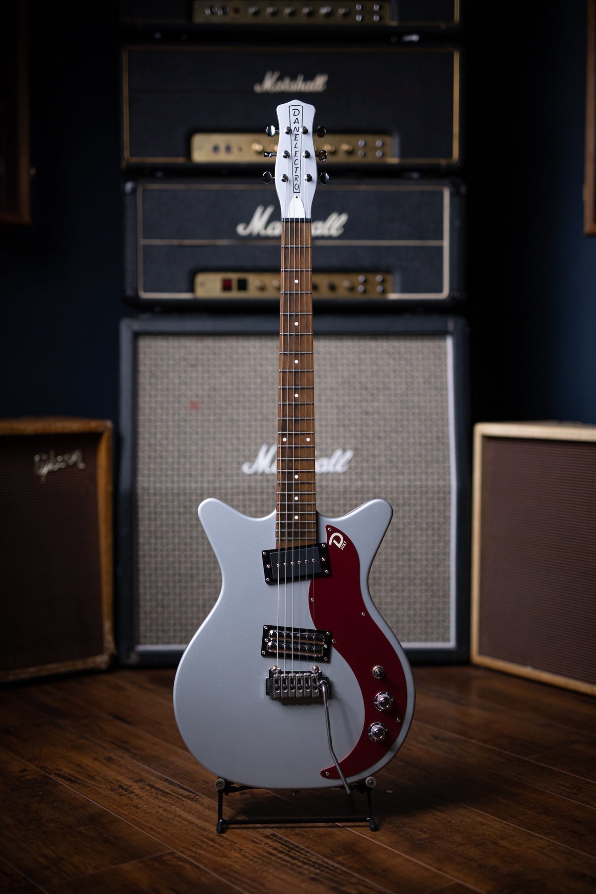 Danelectro ‘59XT Electric Guitar - Silver/Red