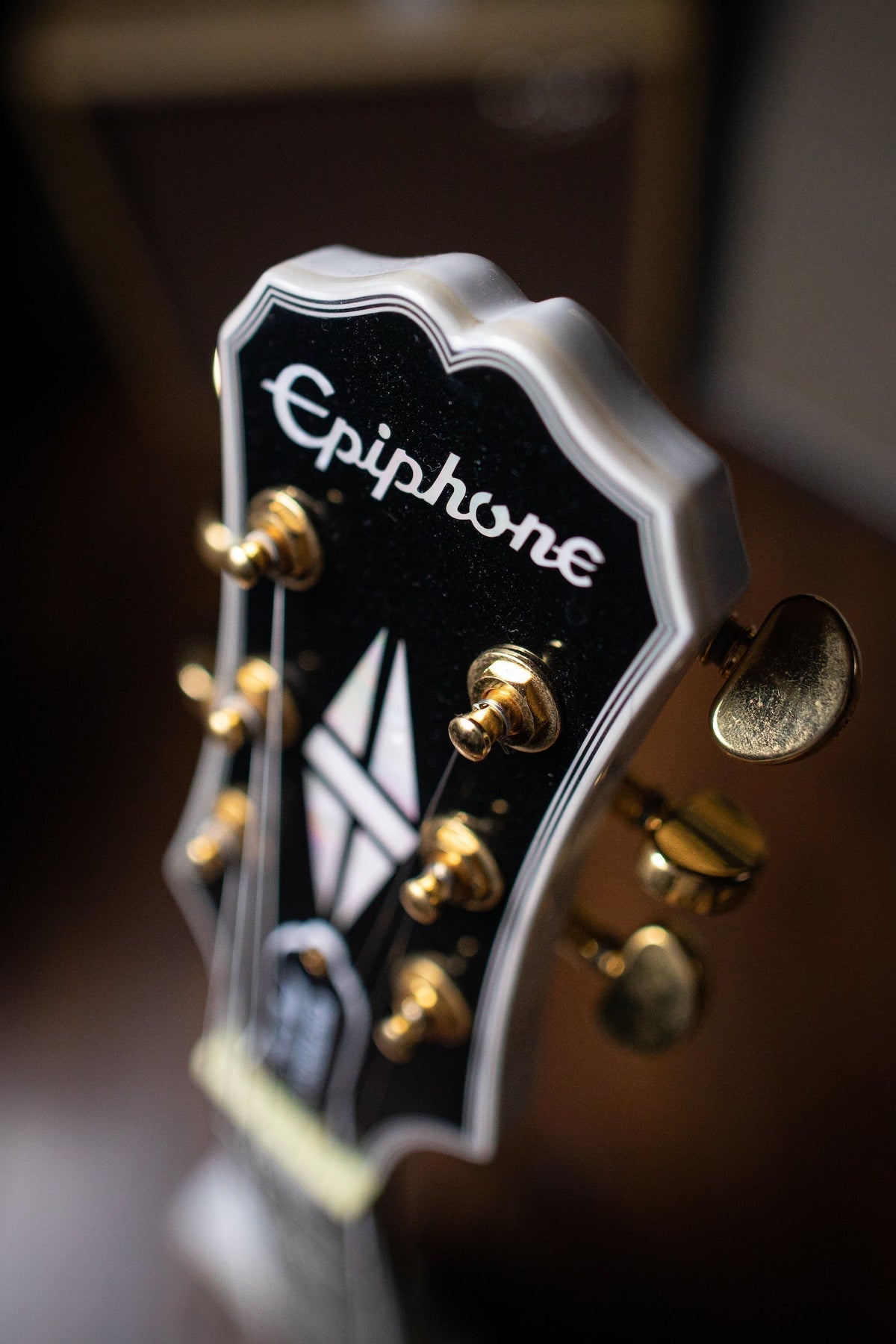 Epiphone Les Paul Custom Pro Electric Guitar - Alpine White