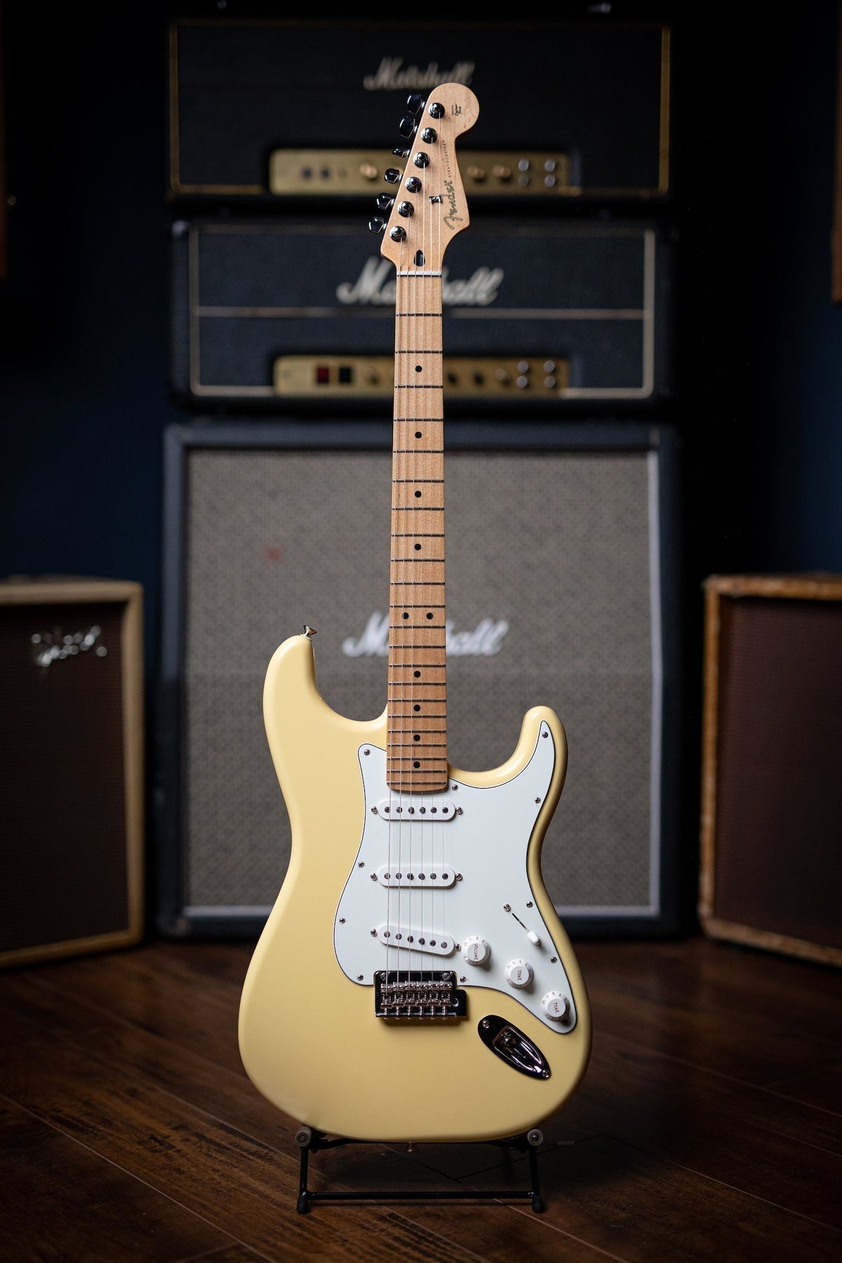 Fender Player Series Stratocaster Electric Guitar - Buttercream