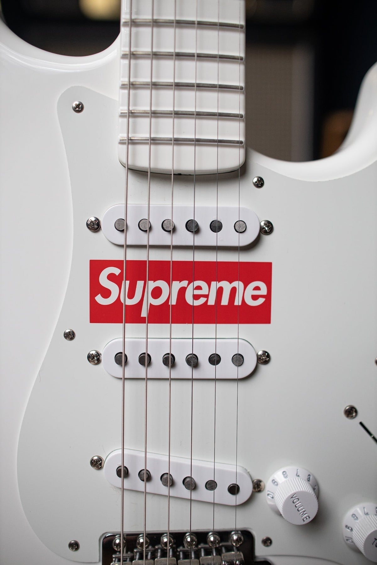 2017 Fender "Supreme" Stratocaster Electric Guitar - White