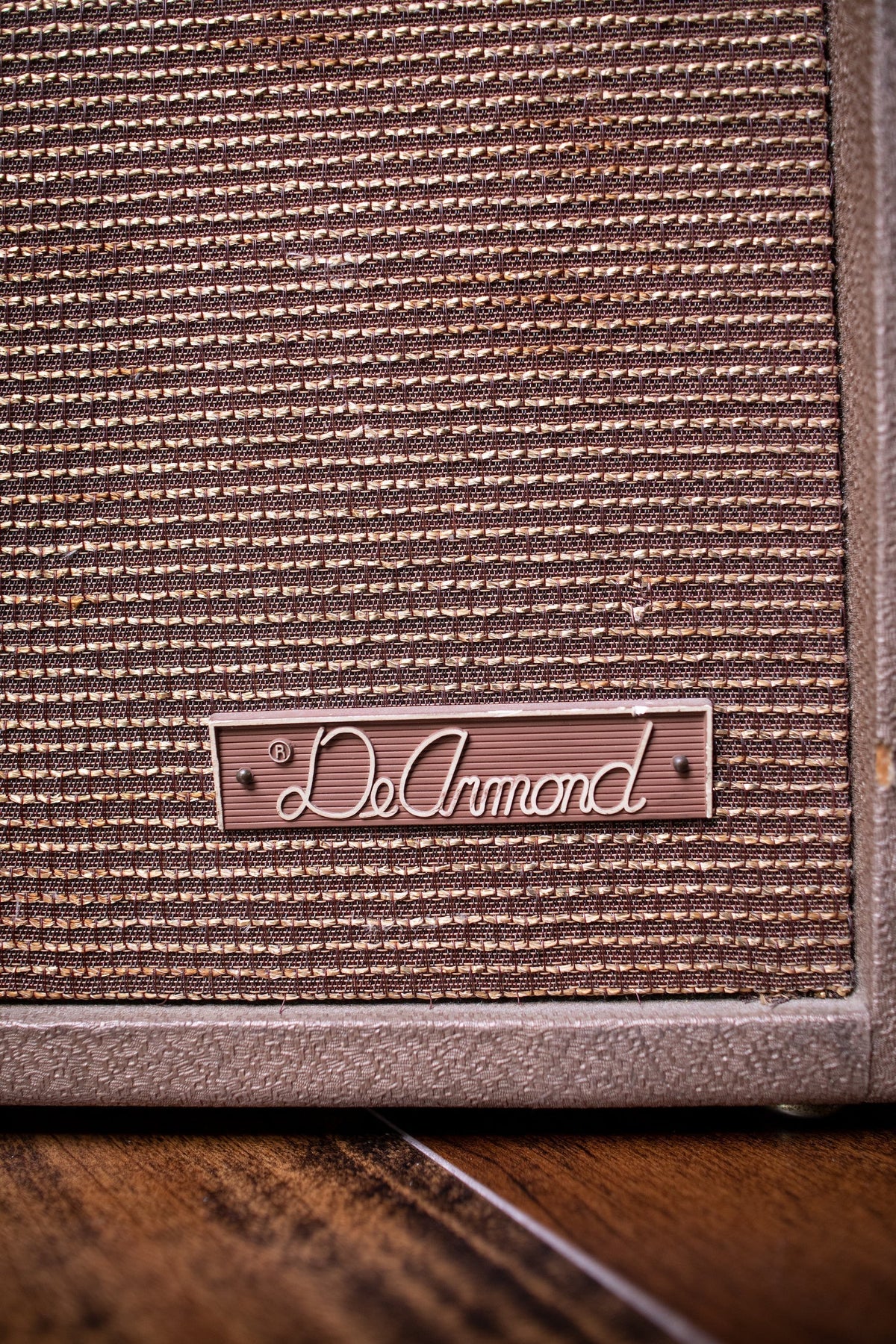 1960 DeArmond R-15T Combo Amp