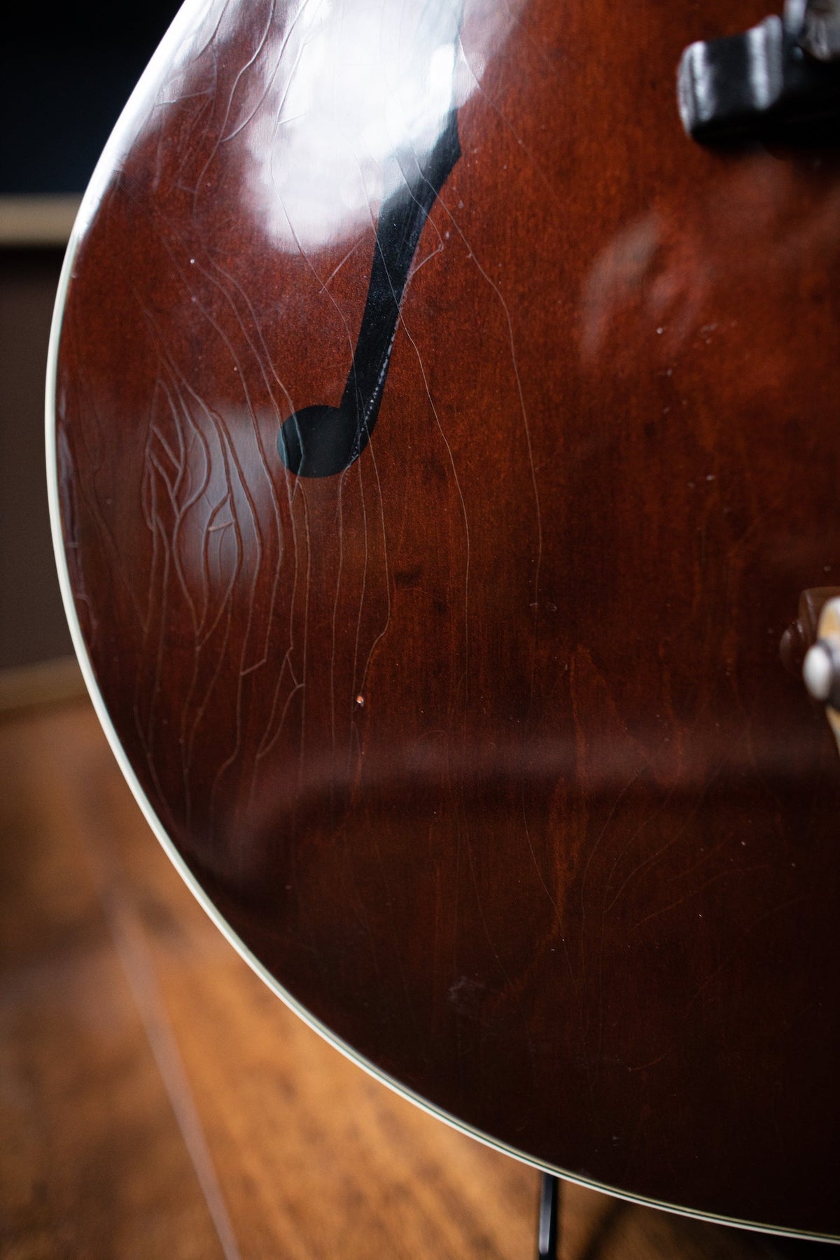 1967 Gretsch Chet Atkins Country Gentleman Electric Guitar - Walnut
