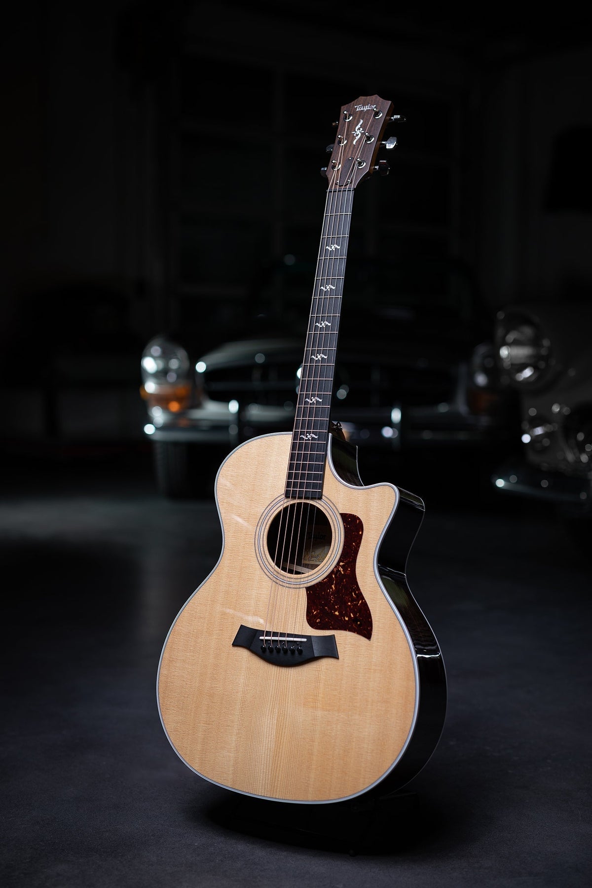 Taylor 414ce-R Rosewood Back & Sides and V-Class Bracing Acoustic-Electric Guitar - Natural