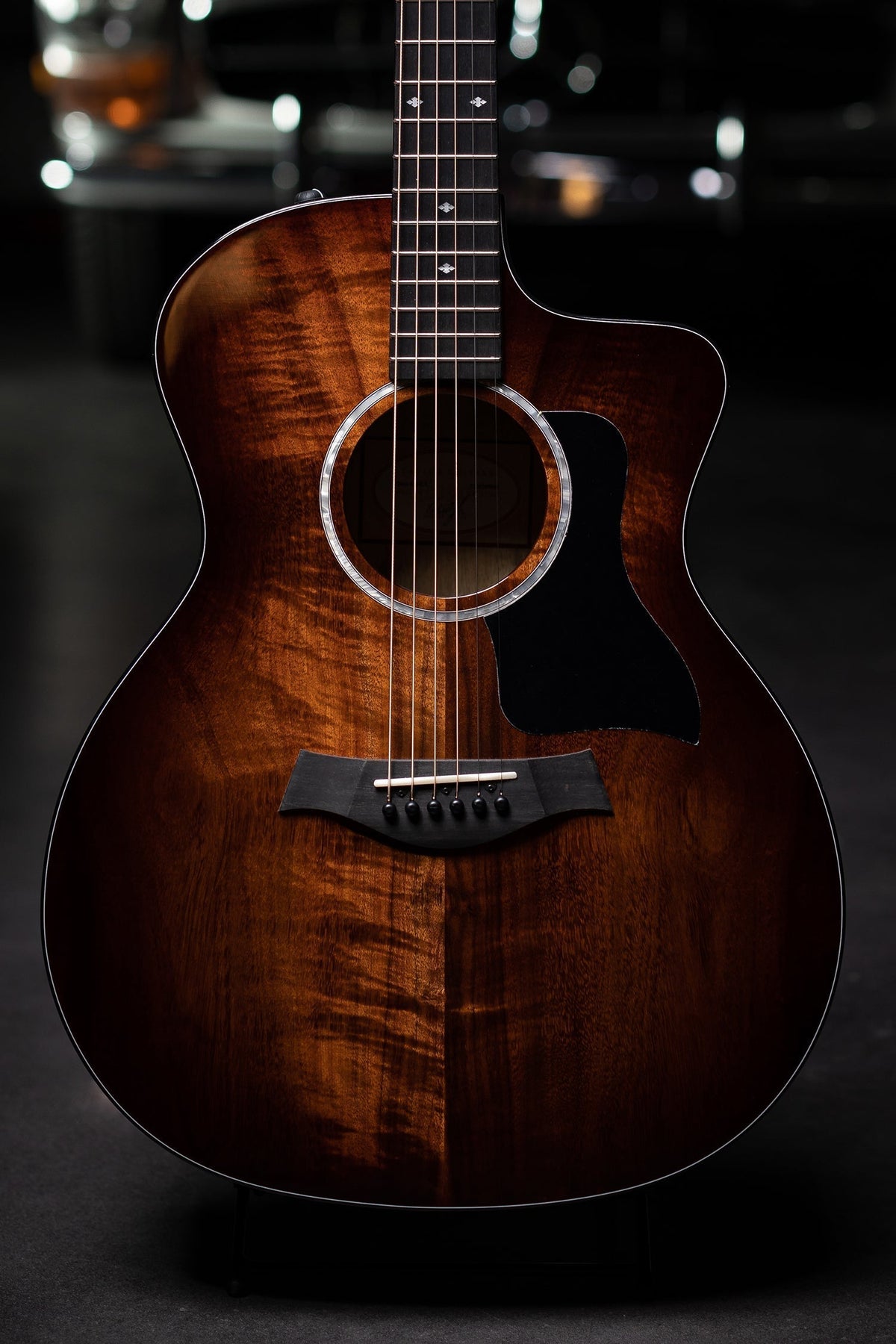 Taylor 224ce-K DLX with Layered Koa Back & Sides Acoustic-Electric Guitar - Shaded Edgeburst