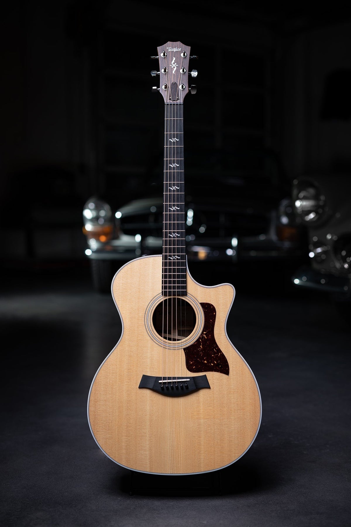 Taylor 414ce-R Rosewood Back & Sides and V-Class Bracing Acoustic-Electric Guitar - Natural