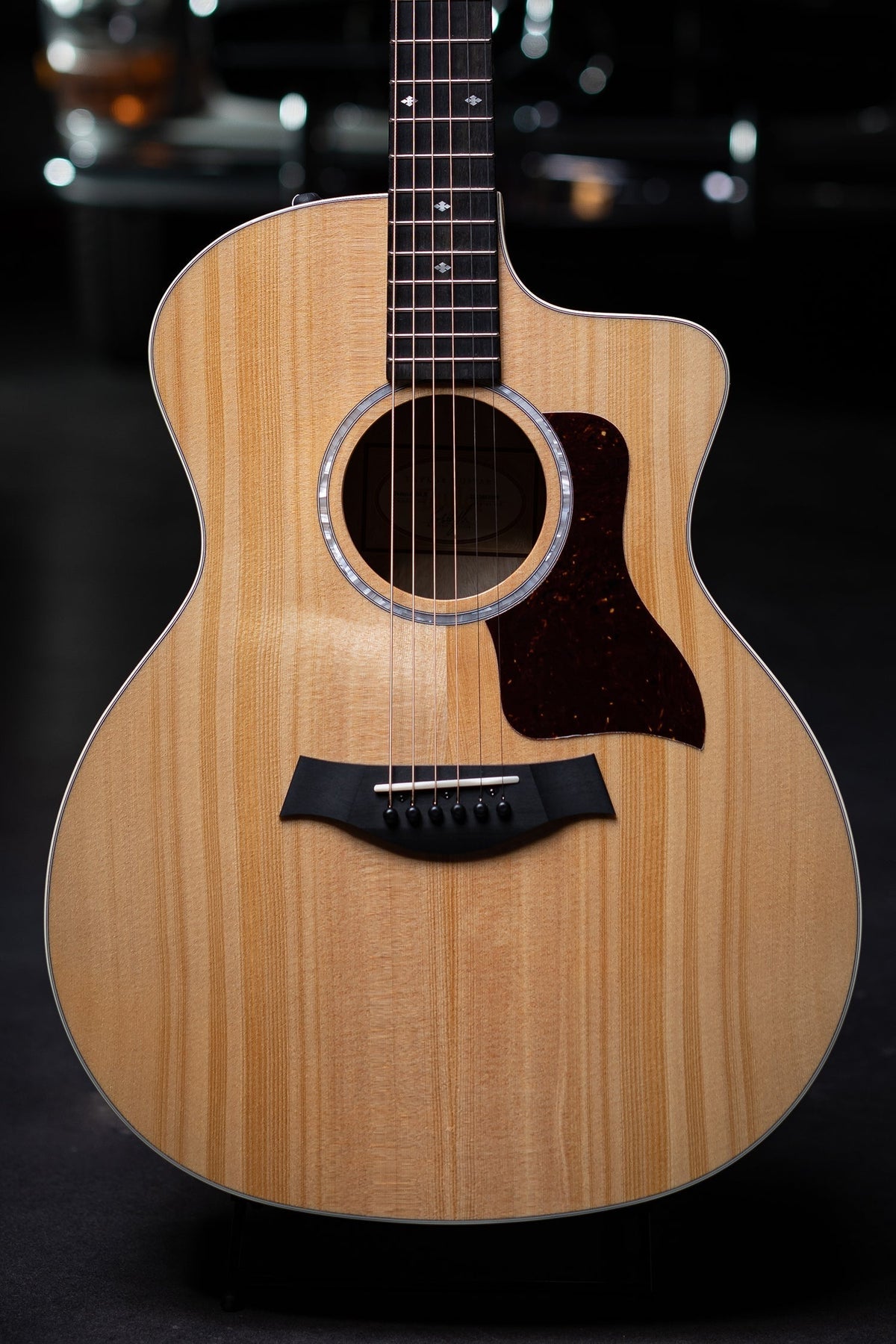 Taylor 214ce-K DLX Acoustic-Electric Guitar - Natural