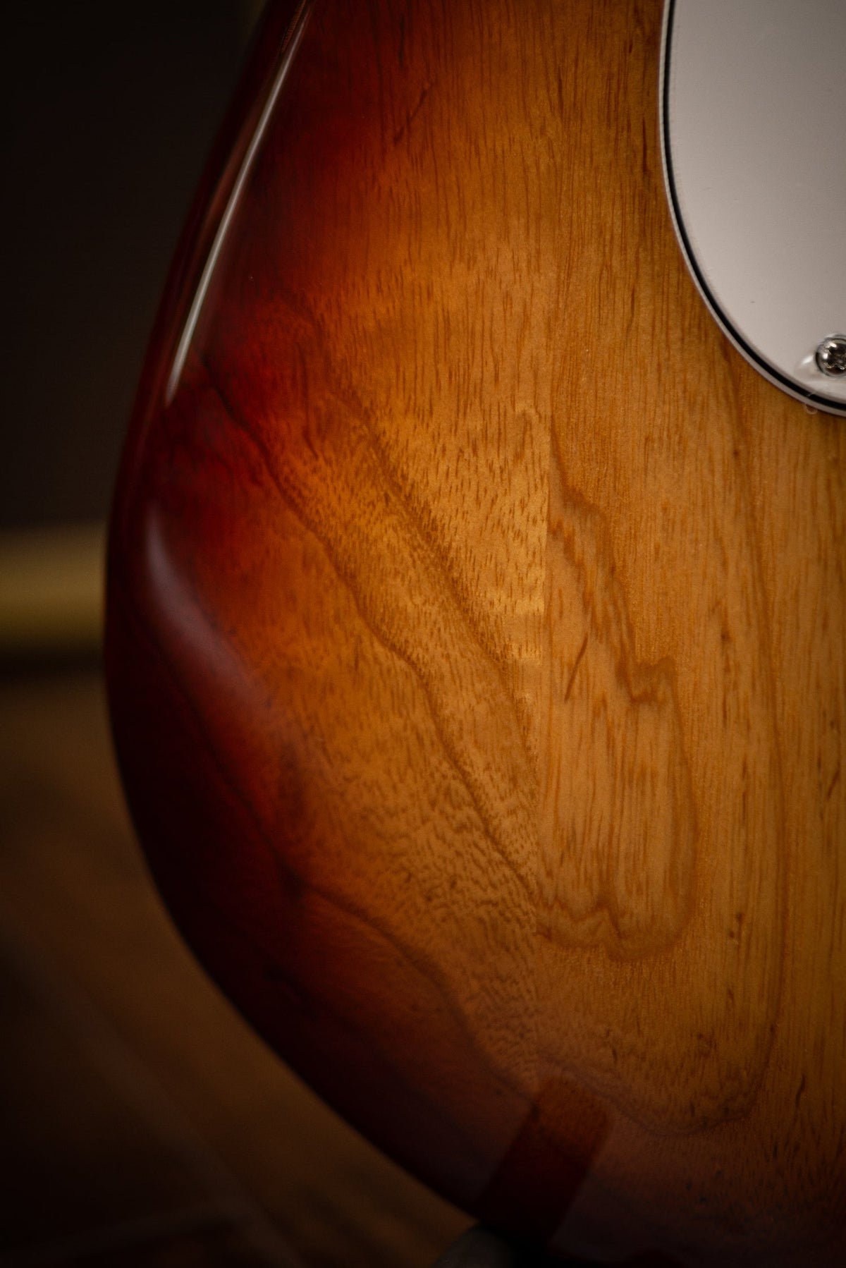 Fender Vintera '70's Stratocaster Electric Guitar - Sienna Sunburst