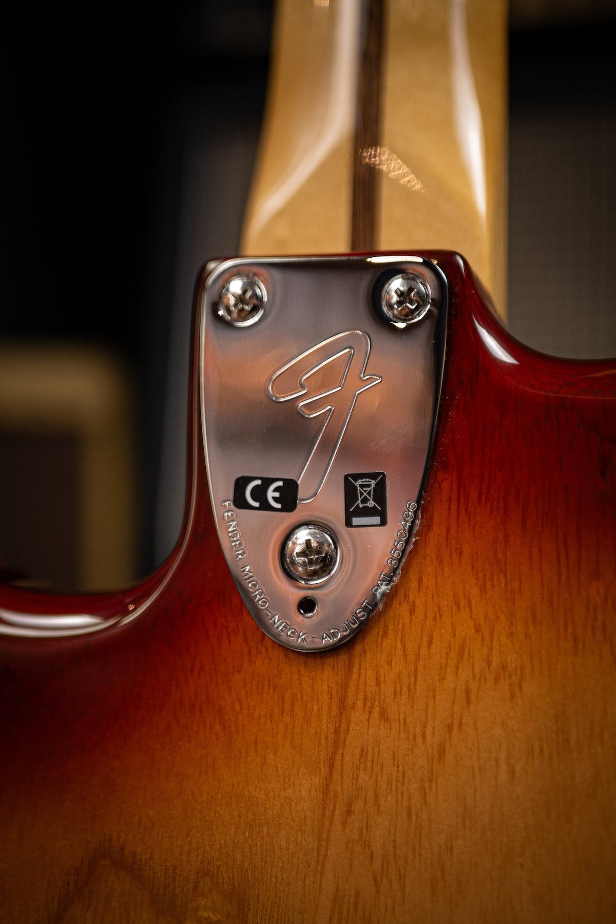 Fender Vintera '70's Stratocaster Electric Guitar - Sienna Sunburst