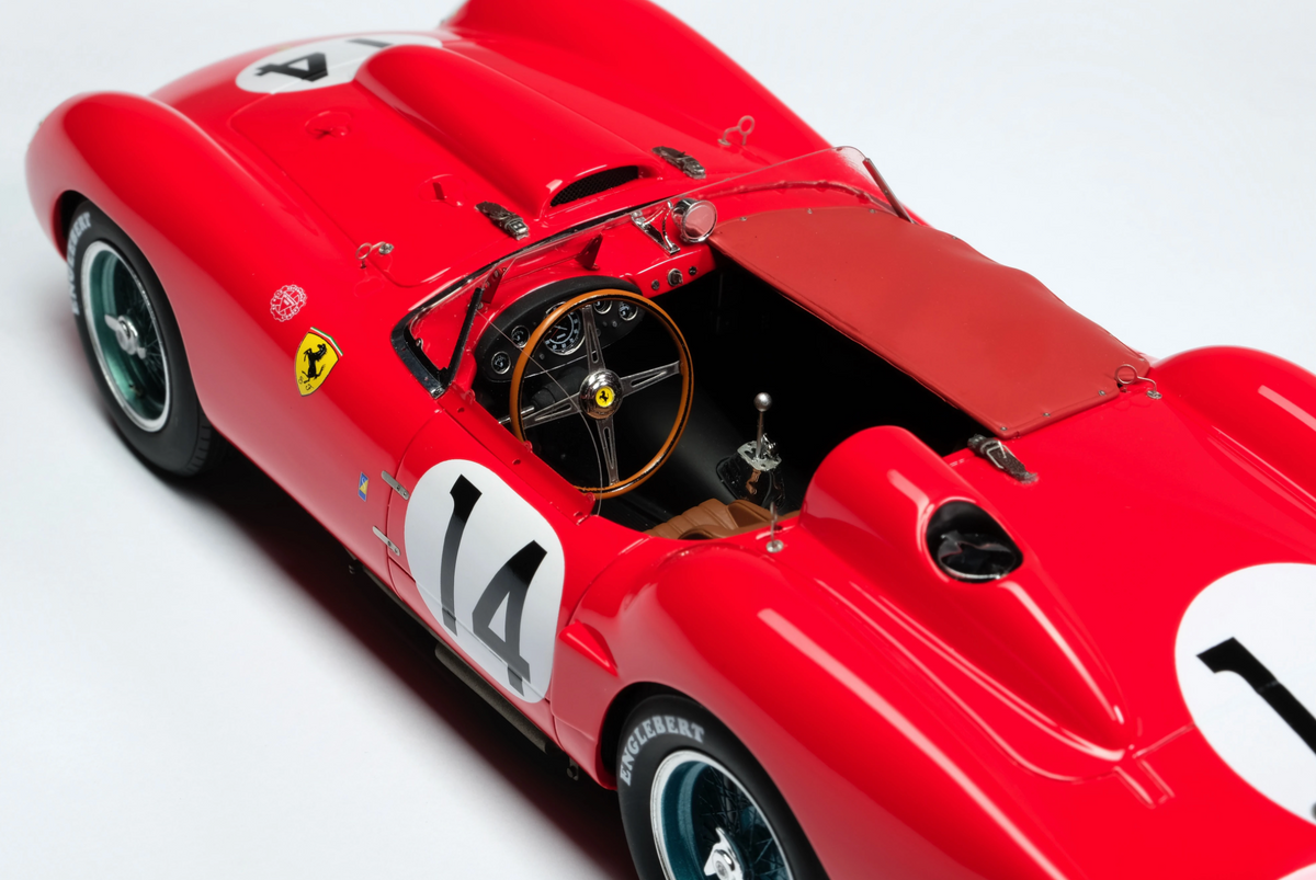 Amalgam Collection - Ferrari 250 TR 1:18 Scale (IN BUILD)