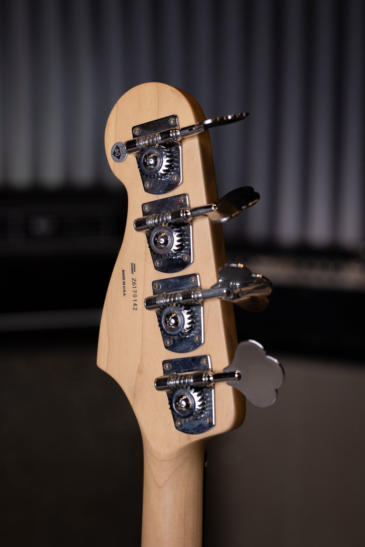 2006 Fender P-Bass 60th Anniversary - 3-Tone Sunburst